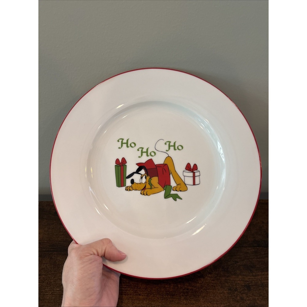 Disney MICKEY'S VINTAGE HOLIDAY Pluto HO HO HO Dinner Plate Christmas